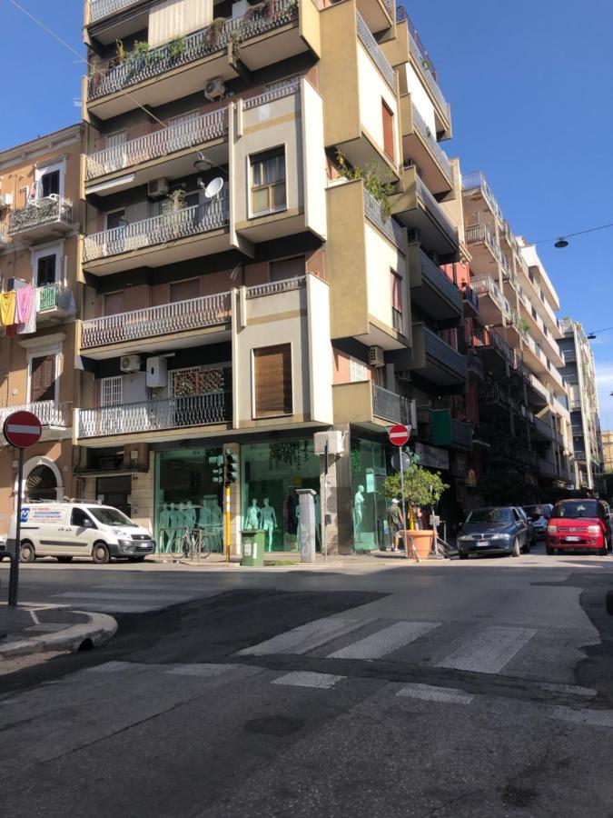 Sweet Bari Apartment By Apulia Accommodation Ngoại thất bức ảnh